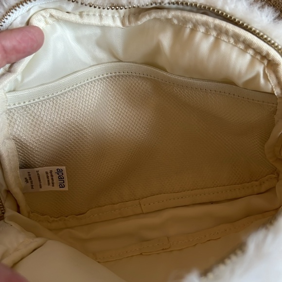 Apana Cream White Faux Fur Belt Bum Bag Fanny Pack - Picture 2 of 6